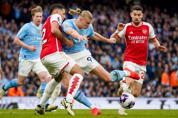 한 치 앞 모르는 EPL 우승 경쟁 ‘토트넘에 물어봐’