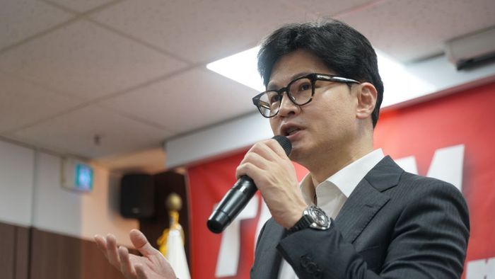 팀한동훈 수도권서 막판 지지 호소…폼 잡거나 이미지 관리 안할 것