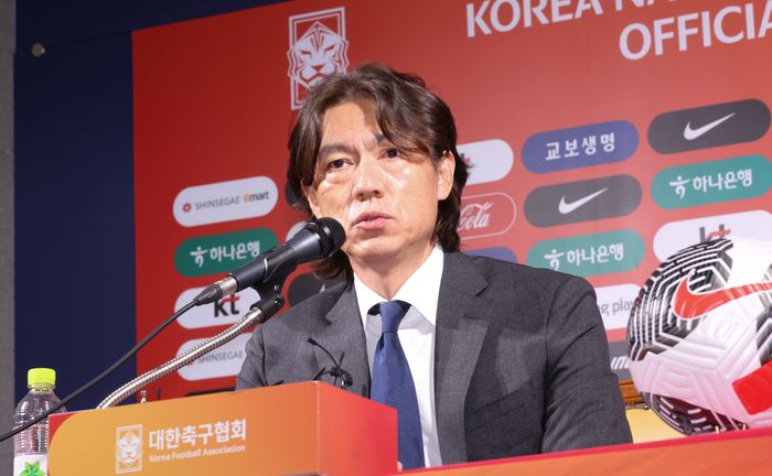 ‘햄스트링 부상’ 손흥민, 10월 A매치 명단 포함…홍명보 감독 “출전 여부 지켜봐야”