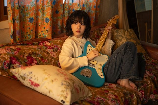 싱어송라이터 연정, 29일 두 번째 EP ‘눈에 보이지 않는 노래는’ 발매