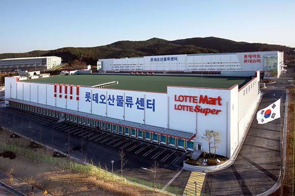 롯데마트, 동양 최대 오산물류센터 가동