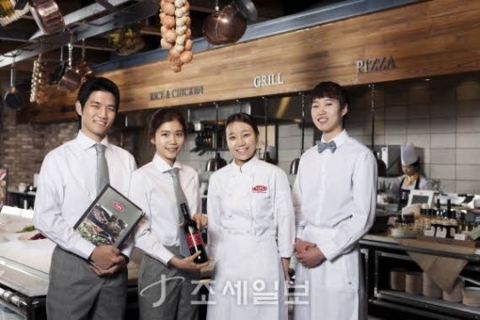 CJ푸드빌, 10년간 1만개 일자리 창출 현대차 앞서...