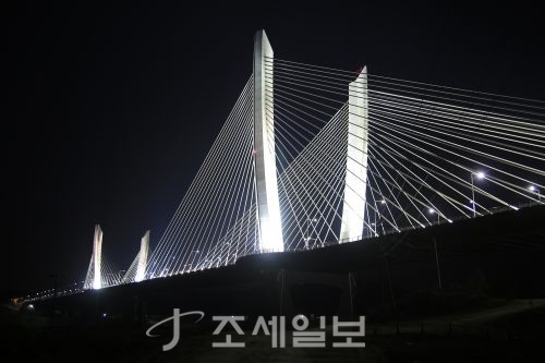 SK건설, 금강 아람찬교 토목구조물 금상 수상