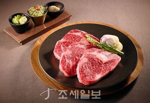  bhc 치킨, 한우 외식공간 창고43 인기 재조명