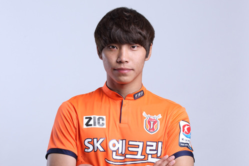 깜짝 프로 데뷔 정영총, 제주의 무서운 신인 되고파