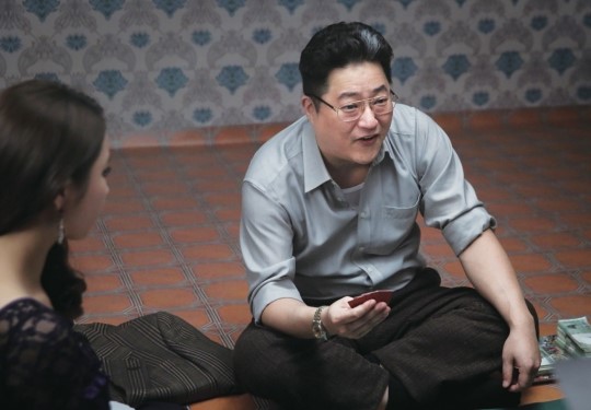 새 판은 새 감독이, 오락영화 타짜들의 바통 터치