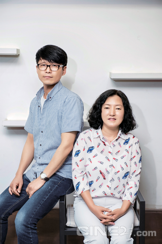 [people] “천성적인 선함이 있는 것 같다” - <달에 부는 바람> 이승준 감독과 주인공 예지의 어머니 김미영씨