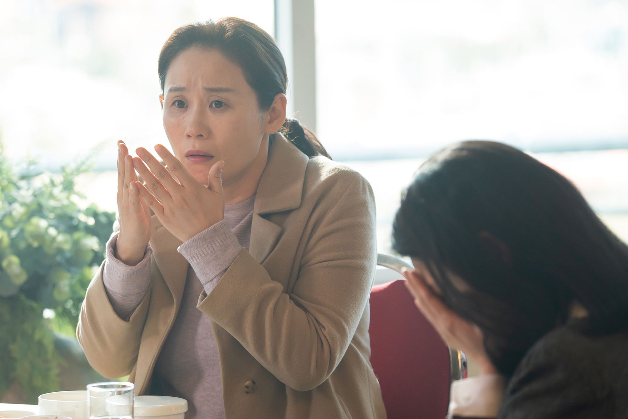 [인터뷰] 세자매가 된 배우 문소리·김선영·장윤주를 만나다