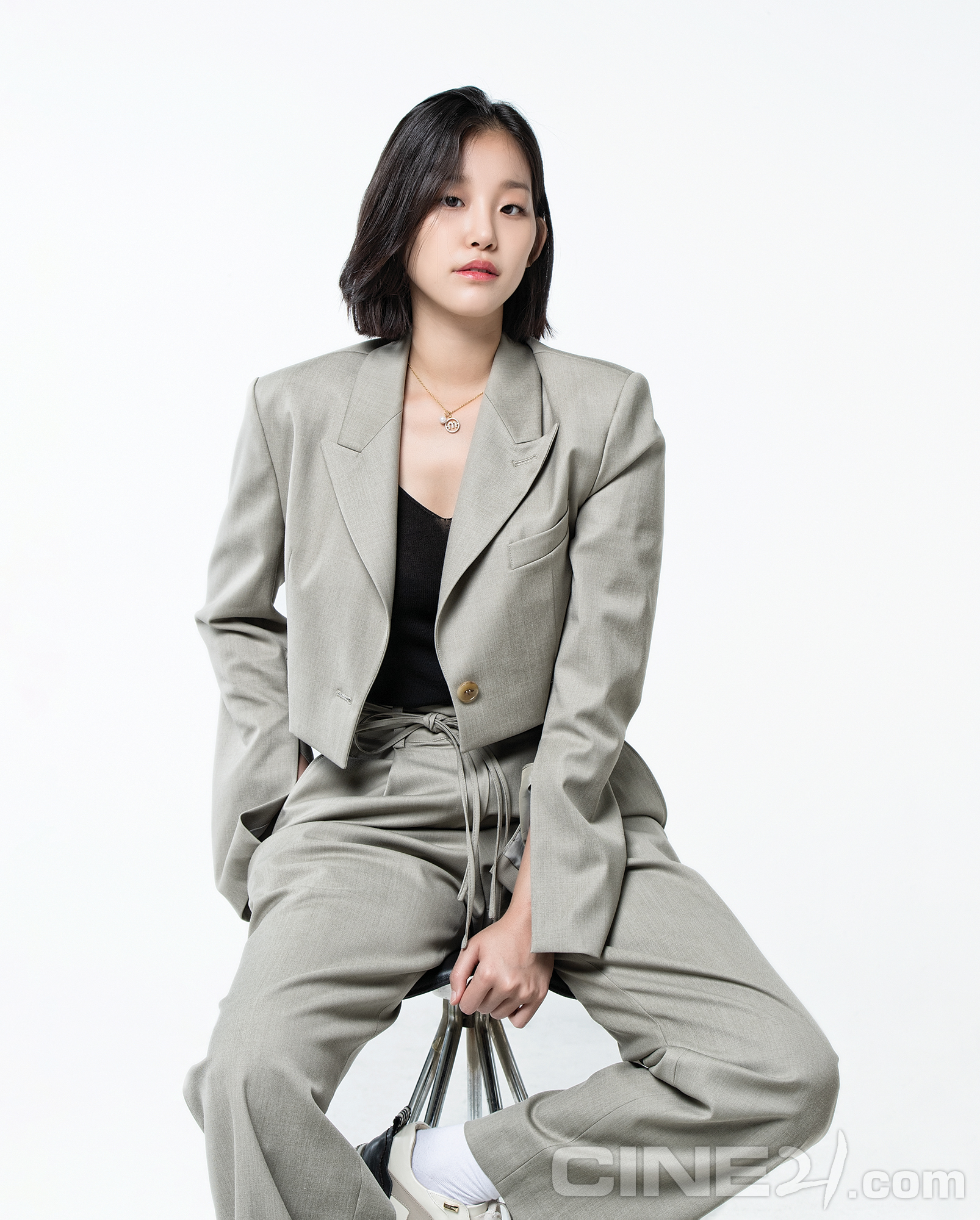 [WHO ARE YOU] 낫아웃, 송이재