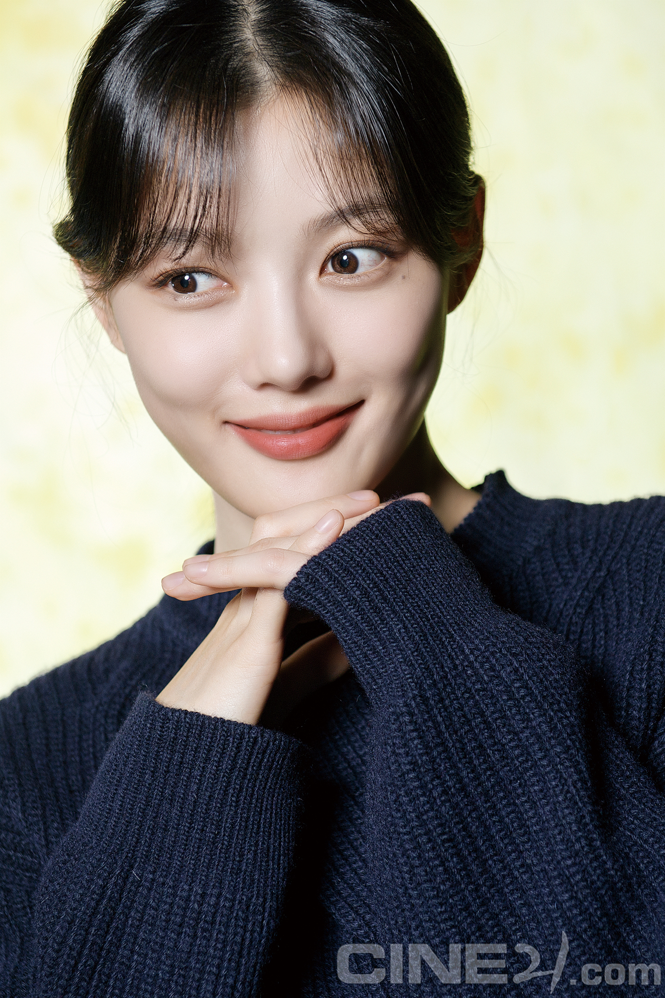 [기획] ‘20세기 소녀’② 김유정, “다시 교복을 입고 반짝반짝”