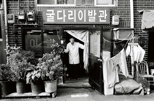 자동차 사진기자 출신 오환작가 전시회
