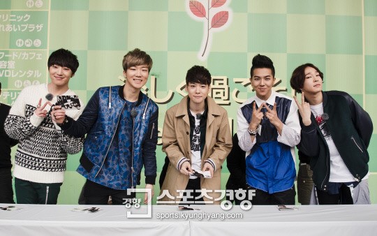 YG 신인 그룹, 위너, 일본 첫 팬미팅에 8000명 모여, ‘신인 맞아?’