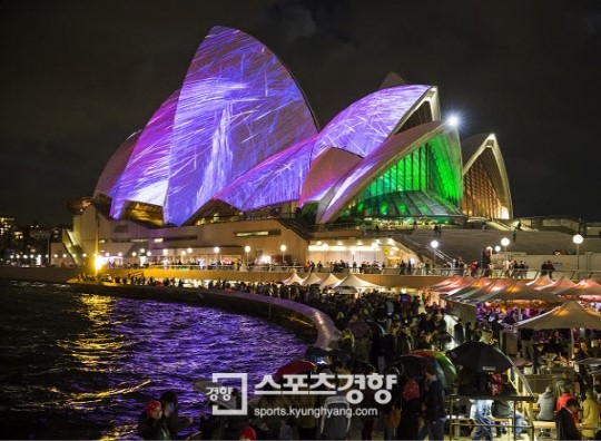 모두투어, ‘2014년 호주 비비드 시드니 축제 상품 판매