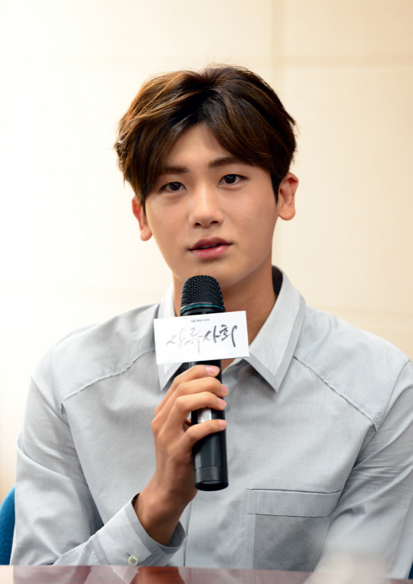 ‘상류사회’ 박형식 “샤워신 위해 삼시세끼 닭가슴살만 먹었다”
