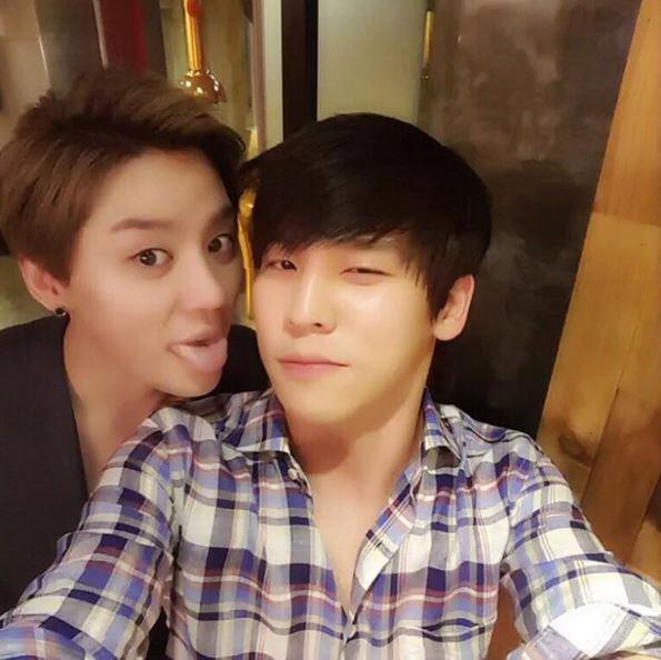 ‘빨래’ 홍광호, 김준수와 다정한 셀카…의외의 인맥 깜짝