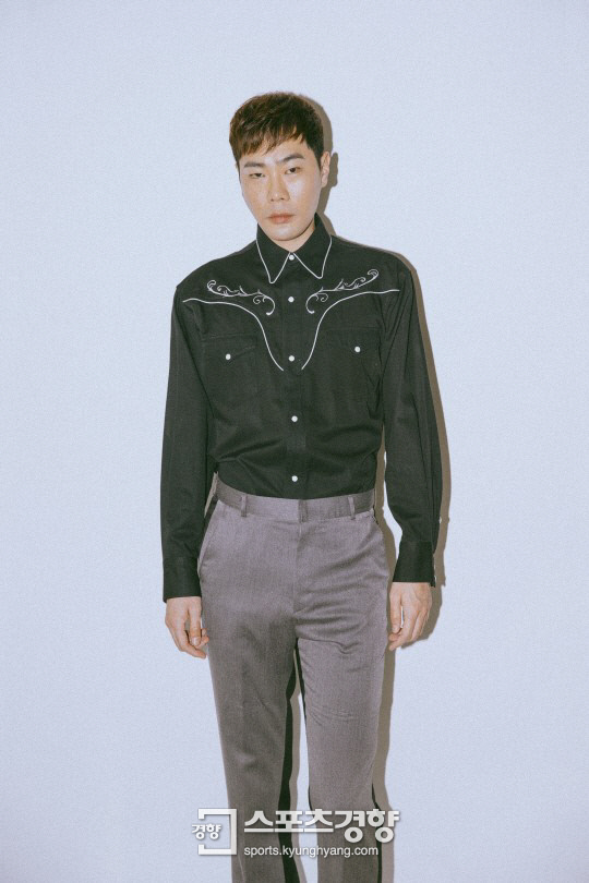 뮤지, ‘아가씨2’ 타이틀 곡으로 담은 새 미니앨범 ‘컬러 오브 나이트‘ 발매