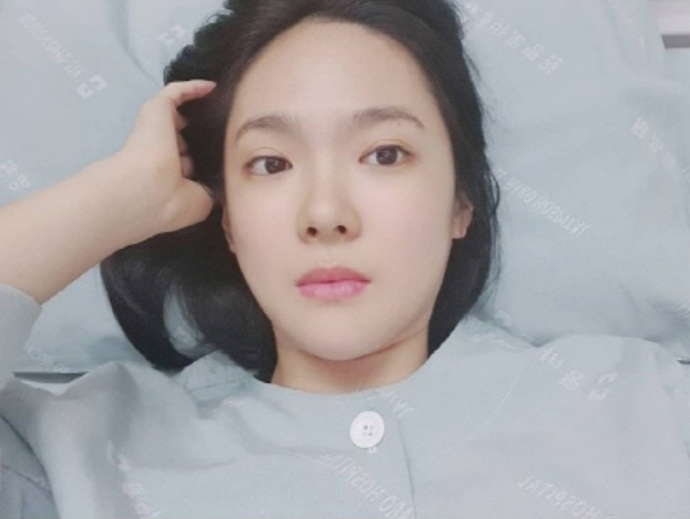 [단독]‘미교’ 쌍둥이 언니 태라, 교통사고…데뷔 코 앞에