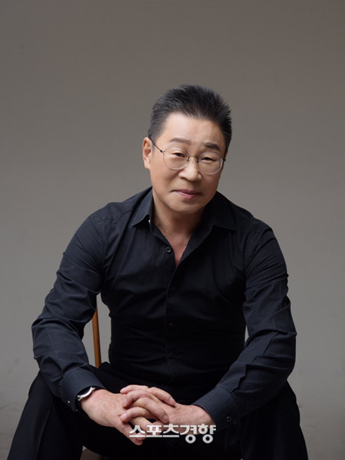 ‘회장님에서 늦깎이 가수로’ 황영주 ‘꿈의 무대 도전’에 시청자 뭉클