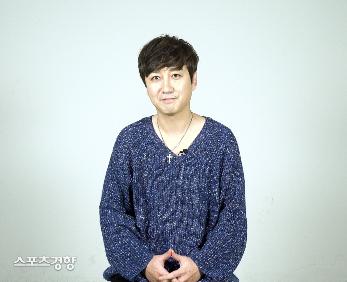 ‘컴백’ izi 오진성 “‘응급실’로 공익광고까지 촬영”(영상) [인터뷰]