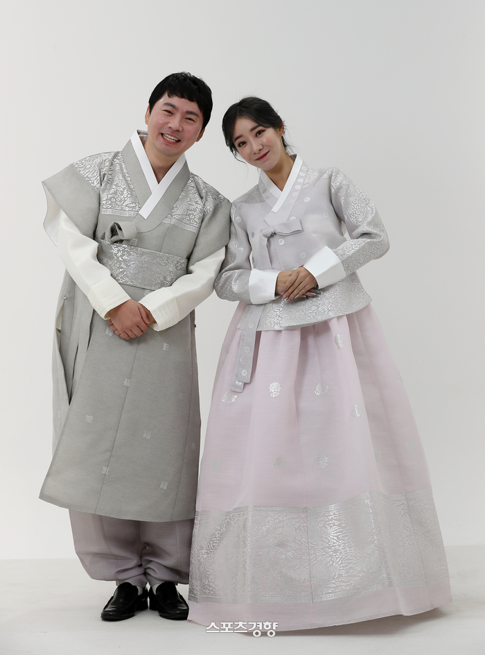 부부공감 스케치 코미디로 돌아온 ‘안녕하숏’ 안소미-이문재 “‘숏박스’보다 우리가 원조!”[스경X2023]