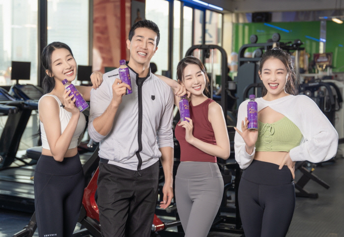 ‘커피와 단백질, 모두 함께’...K&C 헬스바이오, 단백질 커피 프로루틴 출시