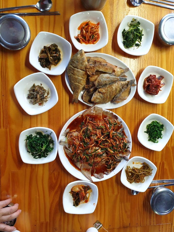 이적의 땅에 핀, 판도라여행 소이작도…손맛·입맛·눈호강, 가히 없어라[투어테인먼트]