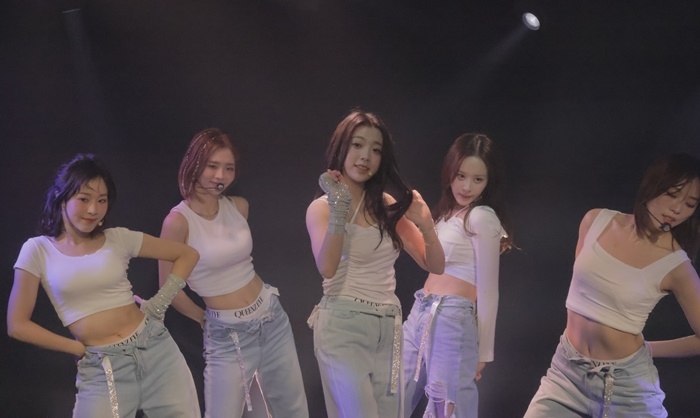 퀸즈아이, 日콘서트 후끈···‘제2 카라’ 바람