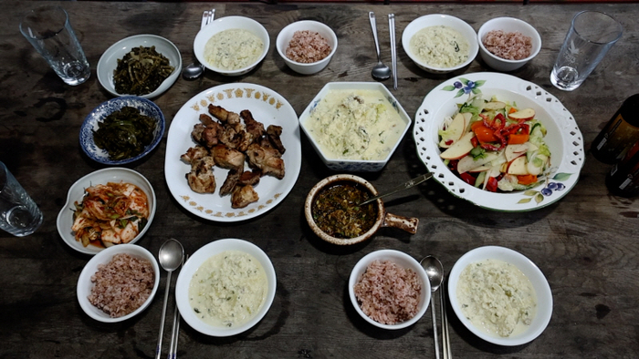 ‘한국인의 밥상’ 한국인의 정 “밥상에서 배웠어요” 한국···‘최불암 대리’ 김민자, 외국인도 푹 빠진 한식 소개