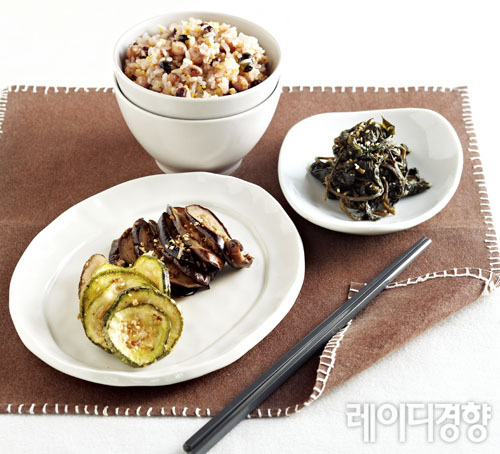 간절한 소망을 담은 건강한 식탁
