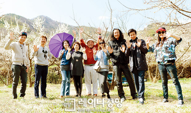 SBS-TV ‘불타는 청춘’ 싱글 중년들의 유쾌한 청춘 찾기