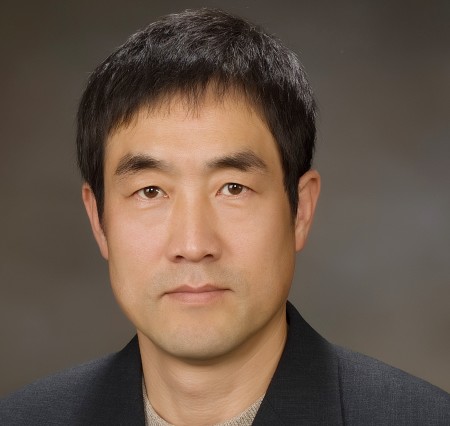 조용필식 한류 비즈니스 대학에서 강의