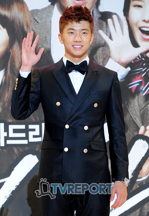 [T포토] 2PM 장우영 해외파 춤꾼입니다!