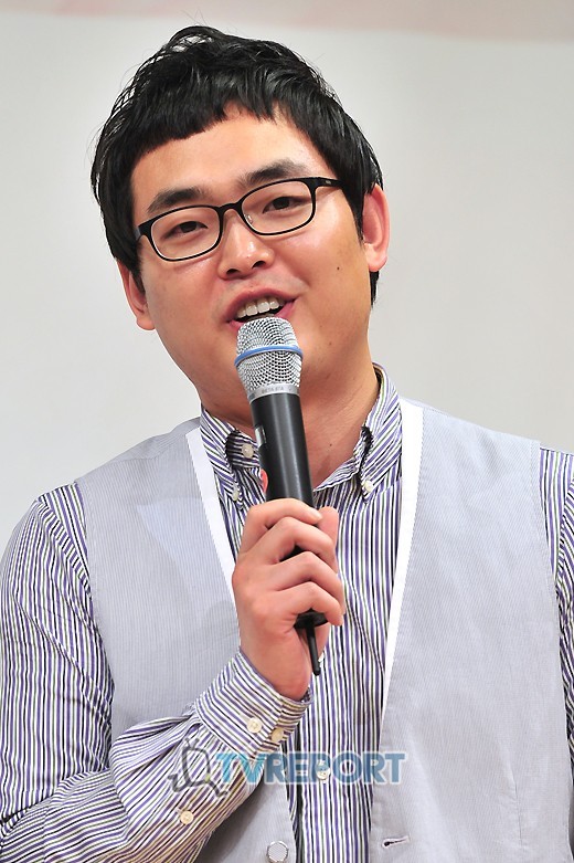 [T포토] 박영진 라디오 위해 전 여친도 데려올 수 있어