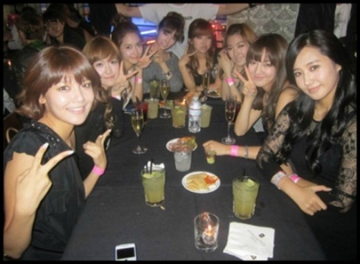 소녀시대 술자리, 여신들의 모임…서현은 어디에?