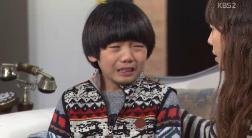 패밀리 김단율 우리 버리고 간 할머니 밉다 눈물 펑펑