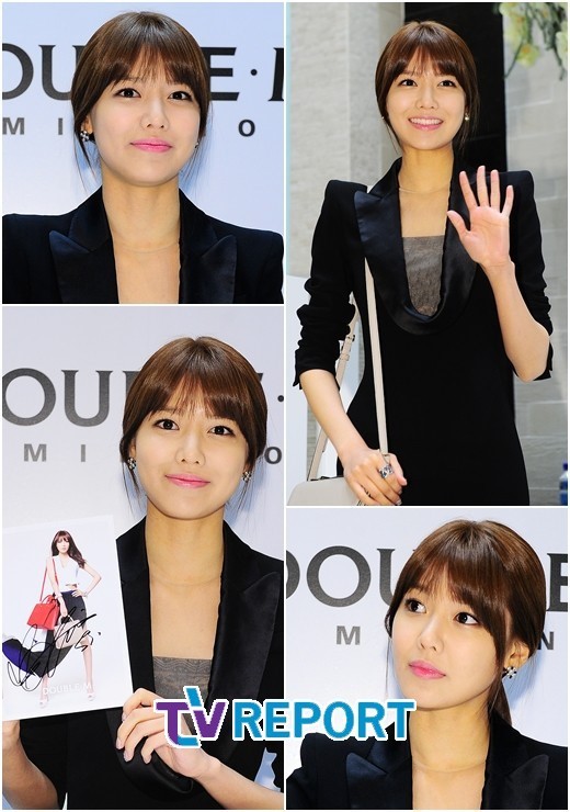 [T포토] 수영 소녀에서 숙녀로~ 물오른 여신 미모(팬사인회)