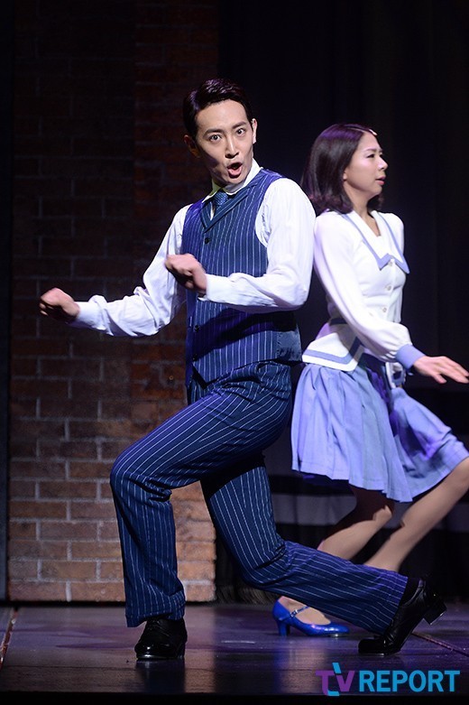 [T포토] 제이 날 따라 해봐요~(싱잉인더레인)