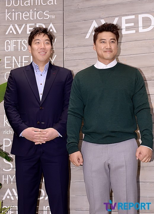 [T포토] 김현수-홍성흔 '훈남 야구선수'