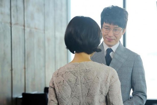 복면검사 엄기준 첫 촬영 포착, 엘리트 검사의 칼각 수트빨