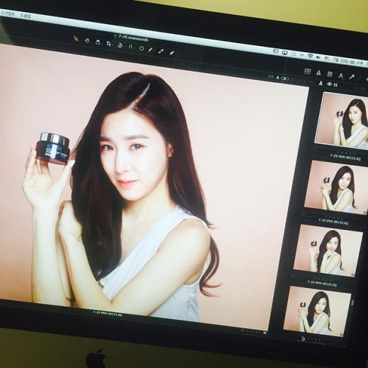 소녀시대 티파니, 광고 촬영 컷 시작은 청초하게