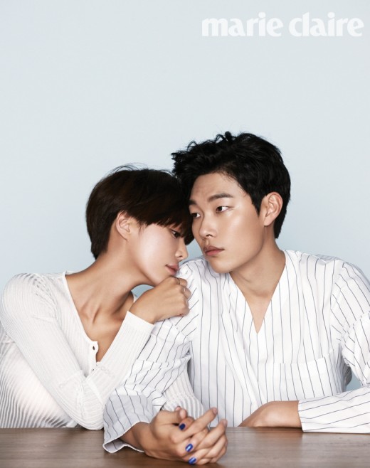 운빨 로맨스 황정음♥류준열, 세상 처음 보는 커플 케미[화보]