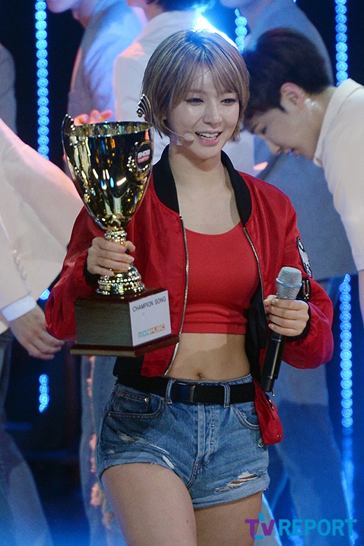 [리폿@이슈] ‘뮤직뱅크’ 차트논란…AOA 1위 트로피는 뺏기나
