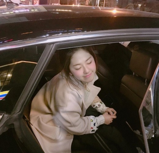 박혜수, 술에 취해 발그레 지켜주고 싶잖아