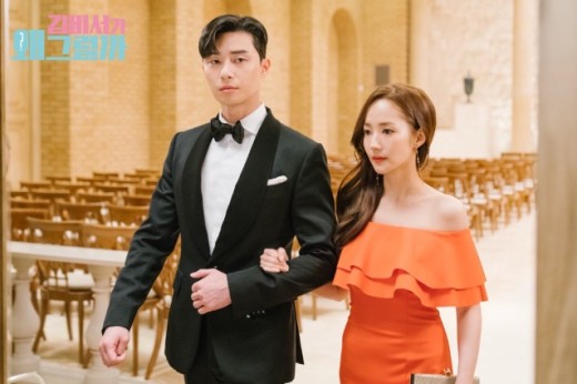“박서준♥박민영 뜨겁다” ‘김비서가 왜 그럴까’, TV화제성 2주 연속 1위