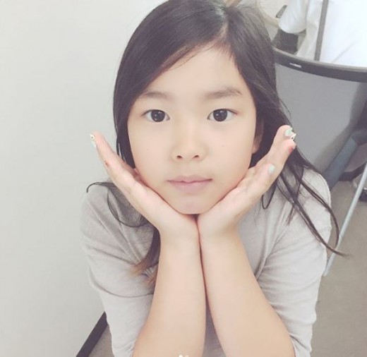 정변의 좋은 예…타블로 딸 하루, 9세 소녀의 화보 인생