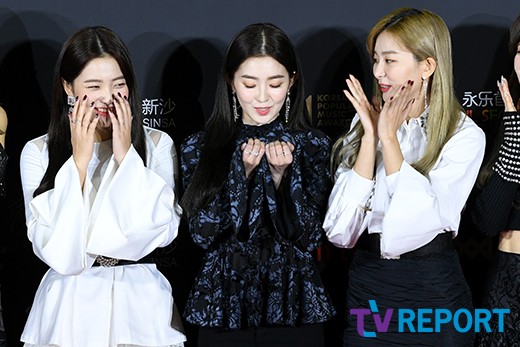 [T포토] 아이린 얘들아 내 손톱 어떡해