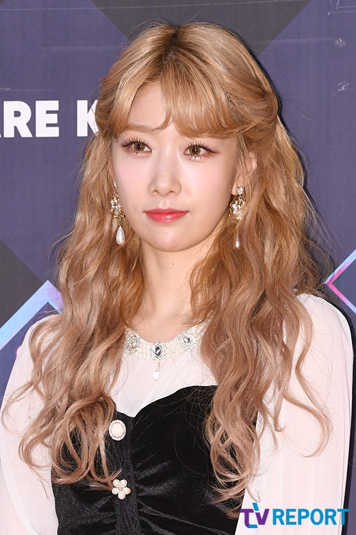 [T포토] 유니스 만화 찢고 나온 미모