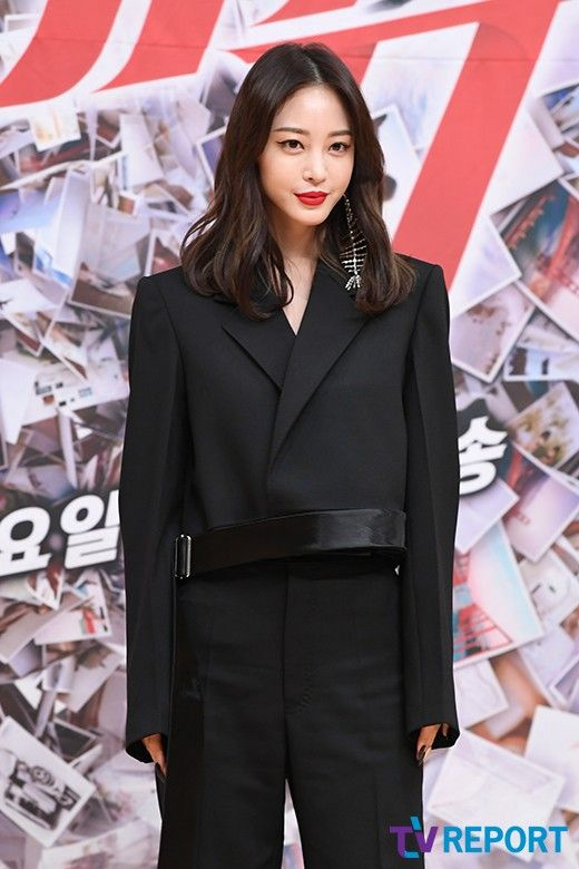 한예슬, 언니네 살롱 합류…데뷔 19년 만에 첫 예능MC [공식]