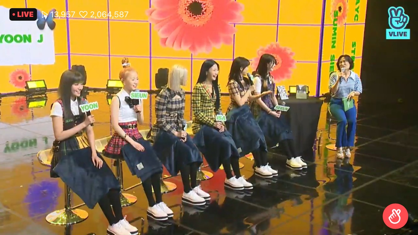스테이씨, 스테레오타입 컴백 ASAP 인기 놀랐지만…이번 앨범이 더 좋아 [V라이브]