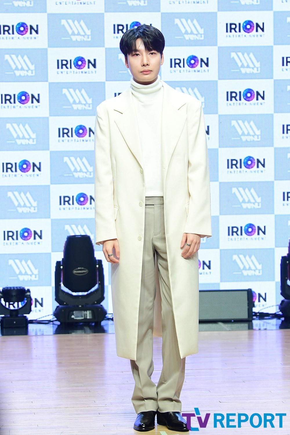 [T포토] 위앤유 한선우 위앤유 리더